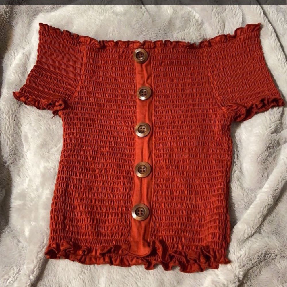 crop top